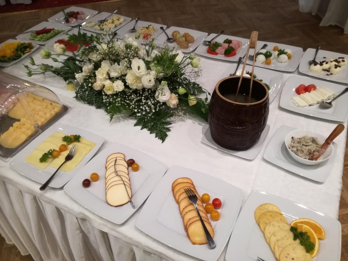 Hotel Brda Μπίντγκοστς Εξωτερικό φωτογραφία